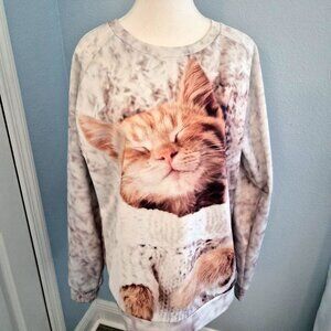 Sleeping Kitten Graphic Sweatshirt Medium Cozy Cat Lover Pullover